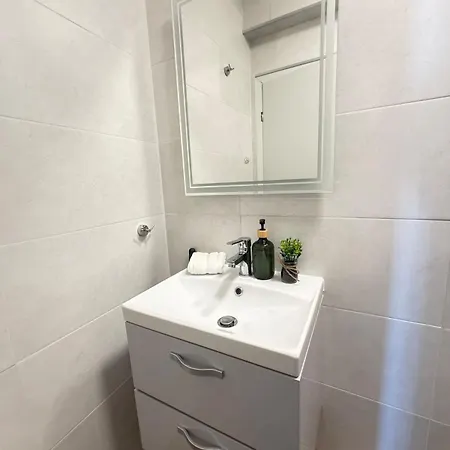 Cool Downtown Apartman
