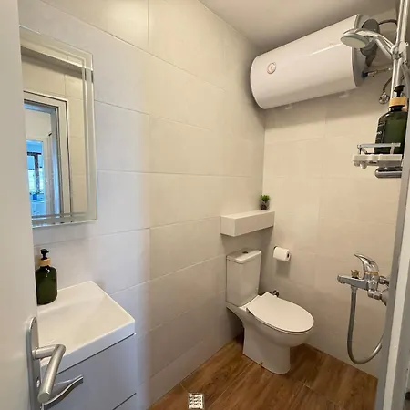 Cool Downtown Apartman